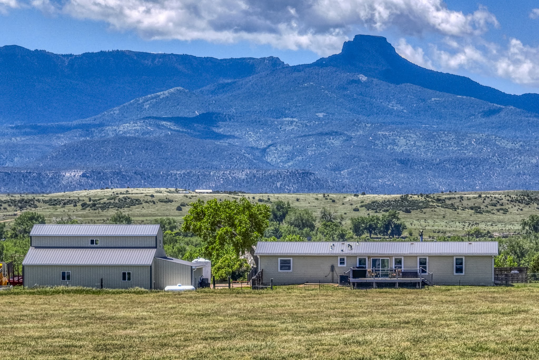 Davis Farm - Rocky Mountain Ranch Land